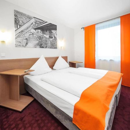 Mcdreams Hotel Wuppertal City المظهر الخارجي الصورة