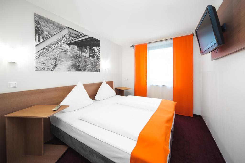 Mcdreams Hotel Wuppertal City المظهر الخارجي الصورة