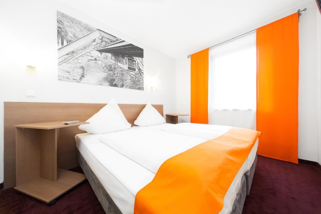 Mcdreams Hotel Wuppertal City المظهر الخارجي الصورة