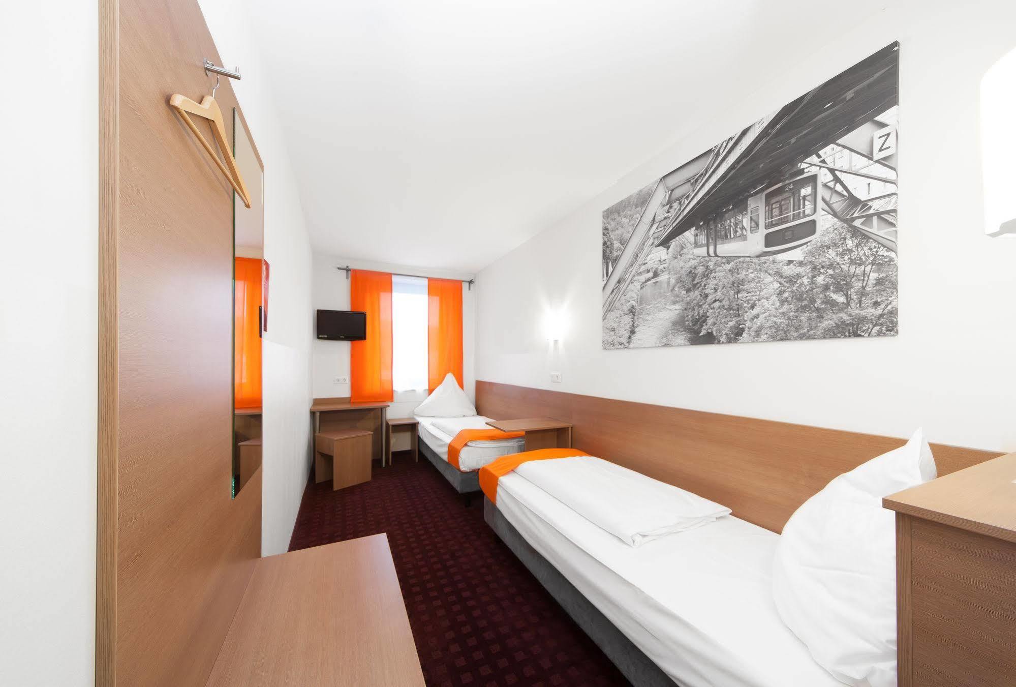 Mcdreams Hotel Wuppertal City المظهر الخارجي الصورة