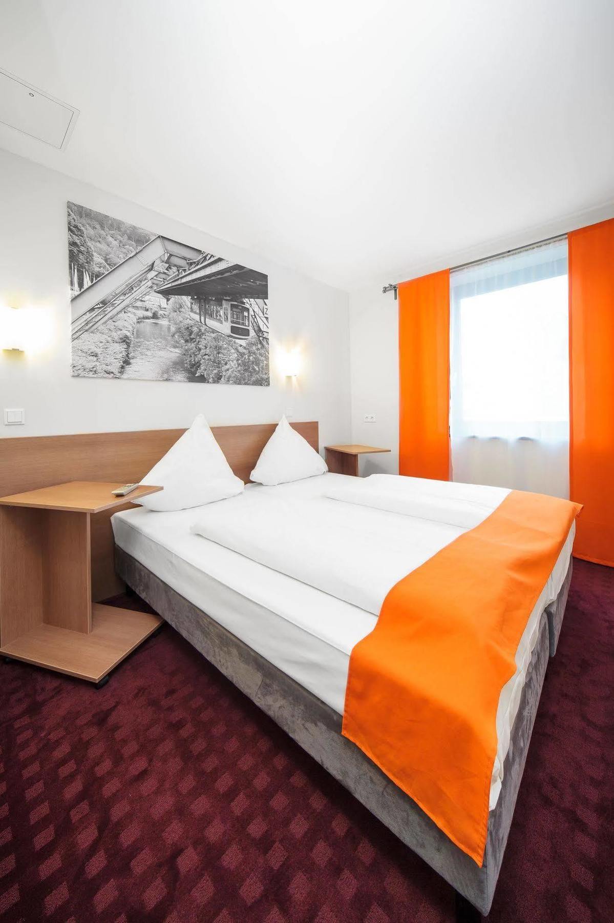 Mcdreams Hotel Wuppertal City المظهر الخارجي الصورة