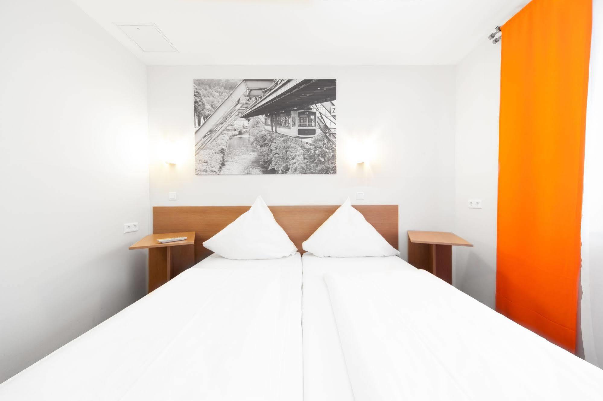 Mcdreams Hotel Wuppertal City المظهر الخارجي الصورة