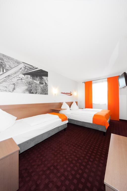 Mcdreams Hotel Wuppertal City الغرفة الصورة